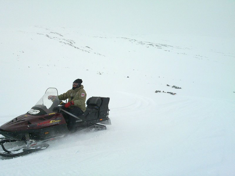 Stian kjører
																															fra alle